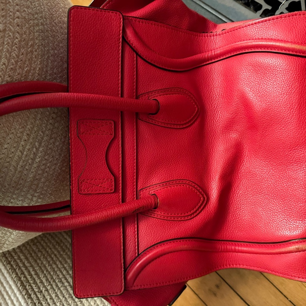 Celine luggage tote red with gold hardware - Picture 3 of 9